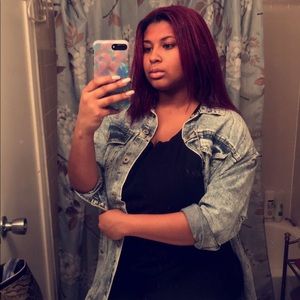 Meet your Posher, Ajaia